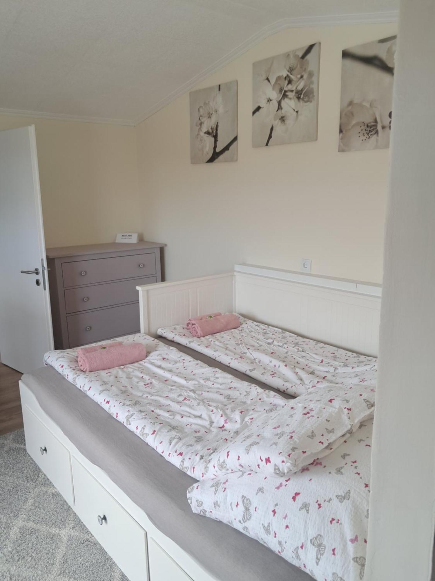 Takler Home Alsoors Bagian luar foto