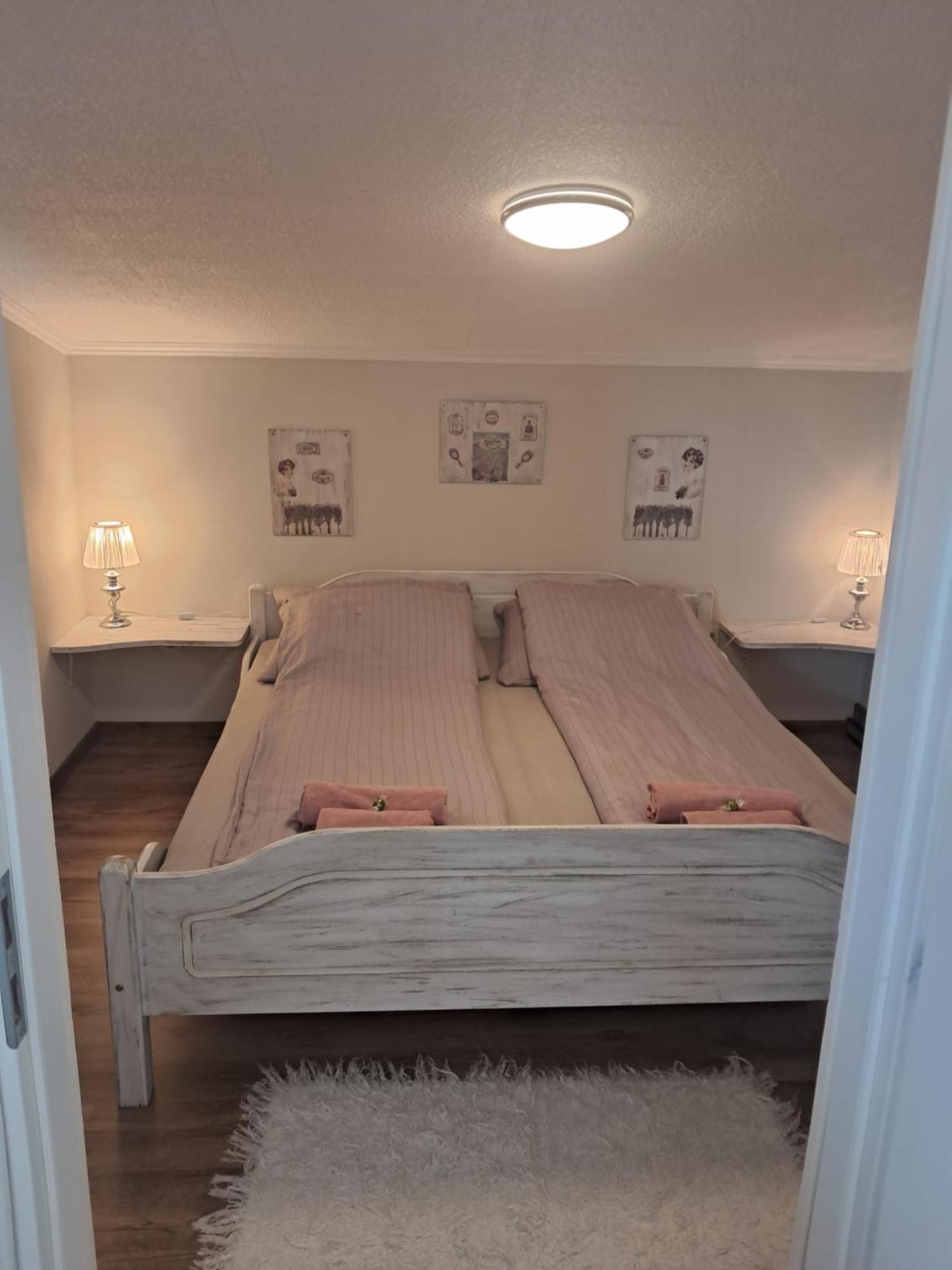 Takler Home Alsoors Bagian luar foto