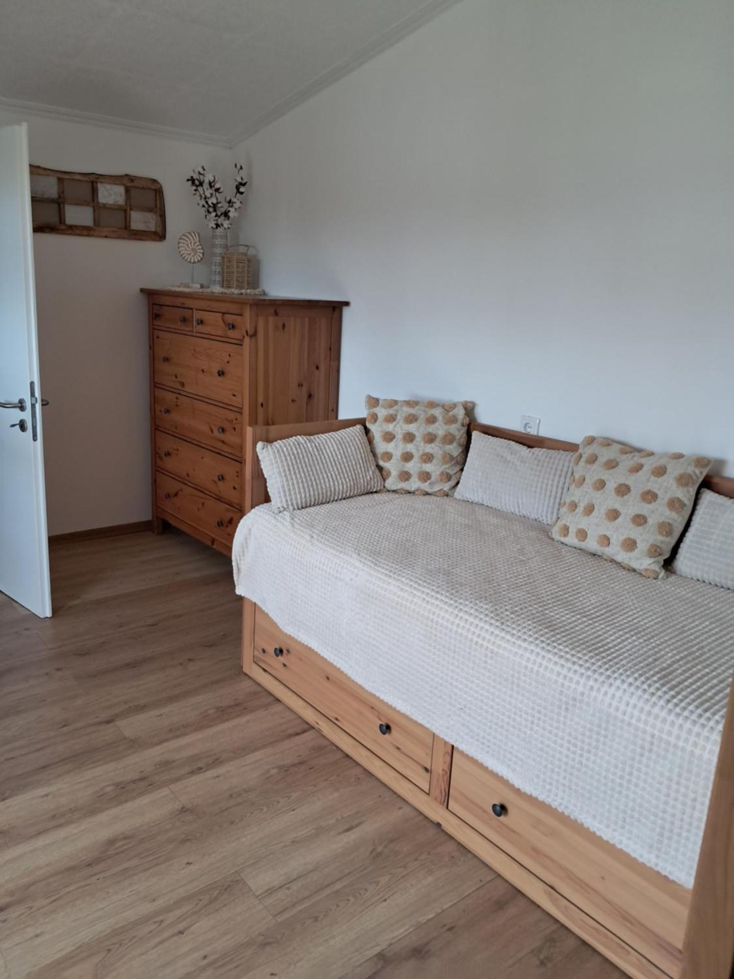 Takler Home Alsoors Bagian luar foto